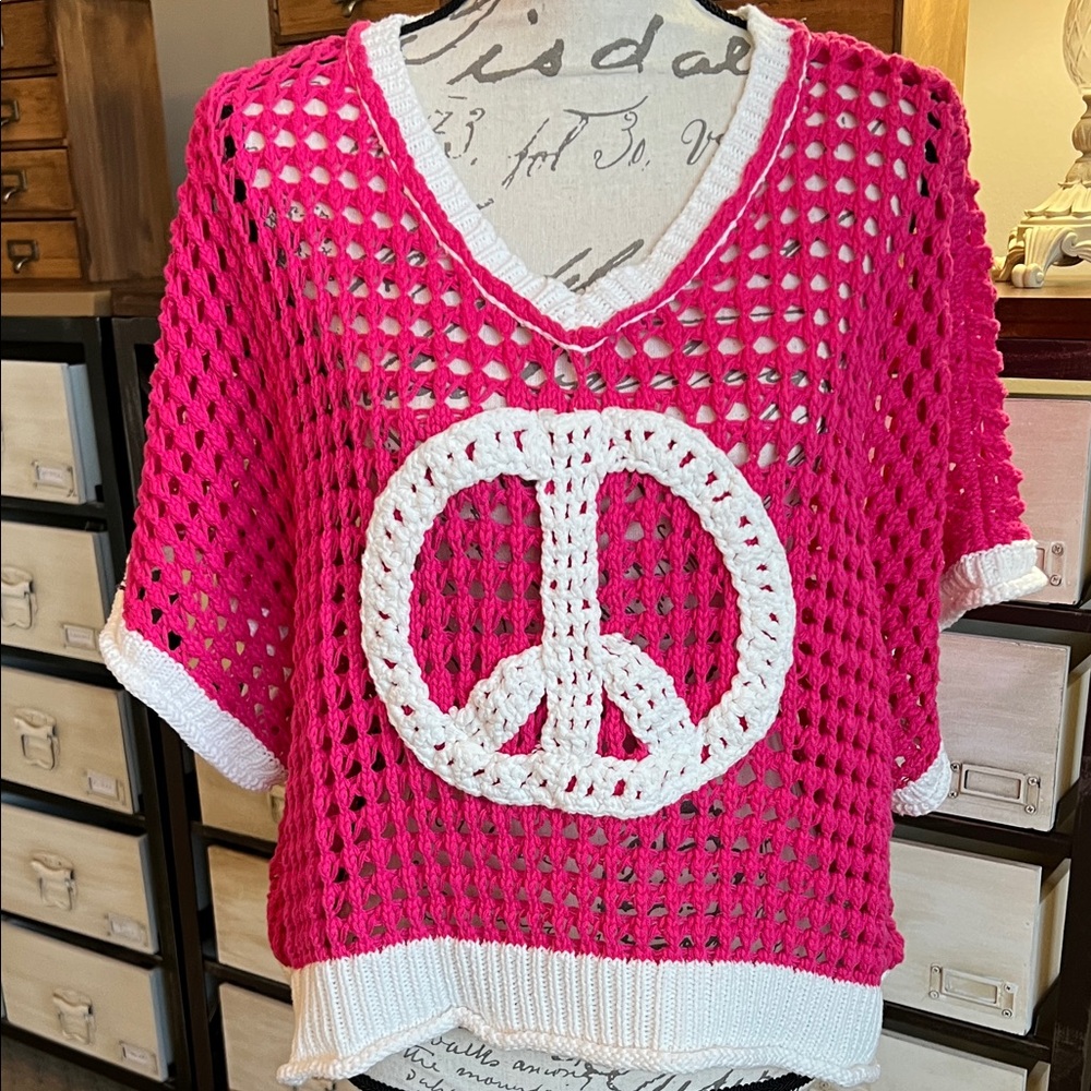 POL Pink and White Peace Crochet Open Knit Crop Top Sz L - Picture 2 of 10